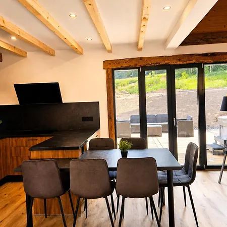 Cozy & Comfortable Premium Spa,sauna,air Conditioning,babyfoot Alpesi faház